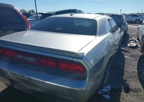 2012 Dodge Challenger Sxt z USA, uszkodzony, nr VIN 2C3CDYAG3CH141595